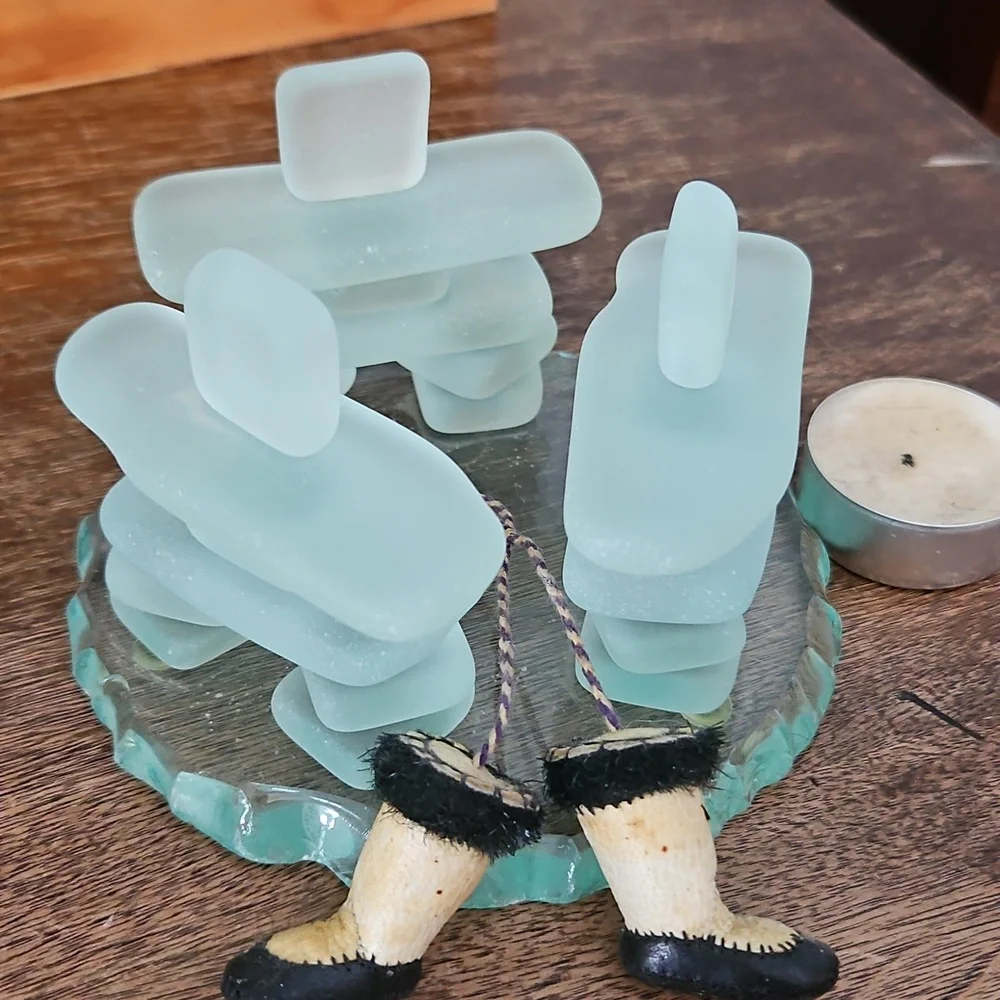 Frosted Glass Inukshuk - Picture 3 of 5